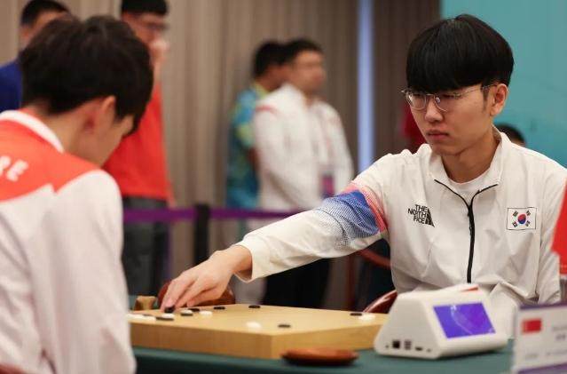 开云体育app-谢锐：韩国围棋，脆弱生态长出大树