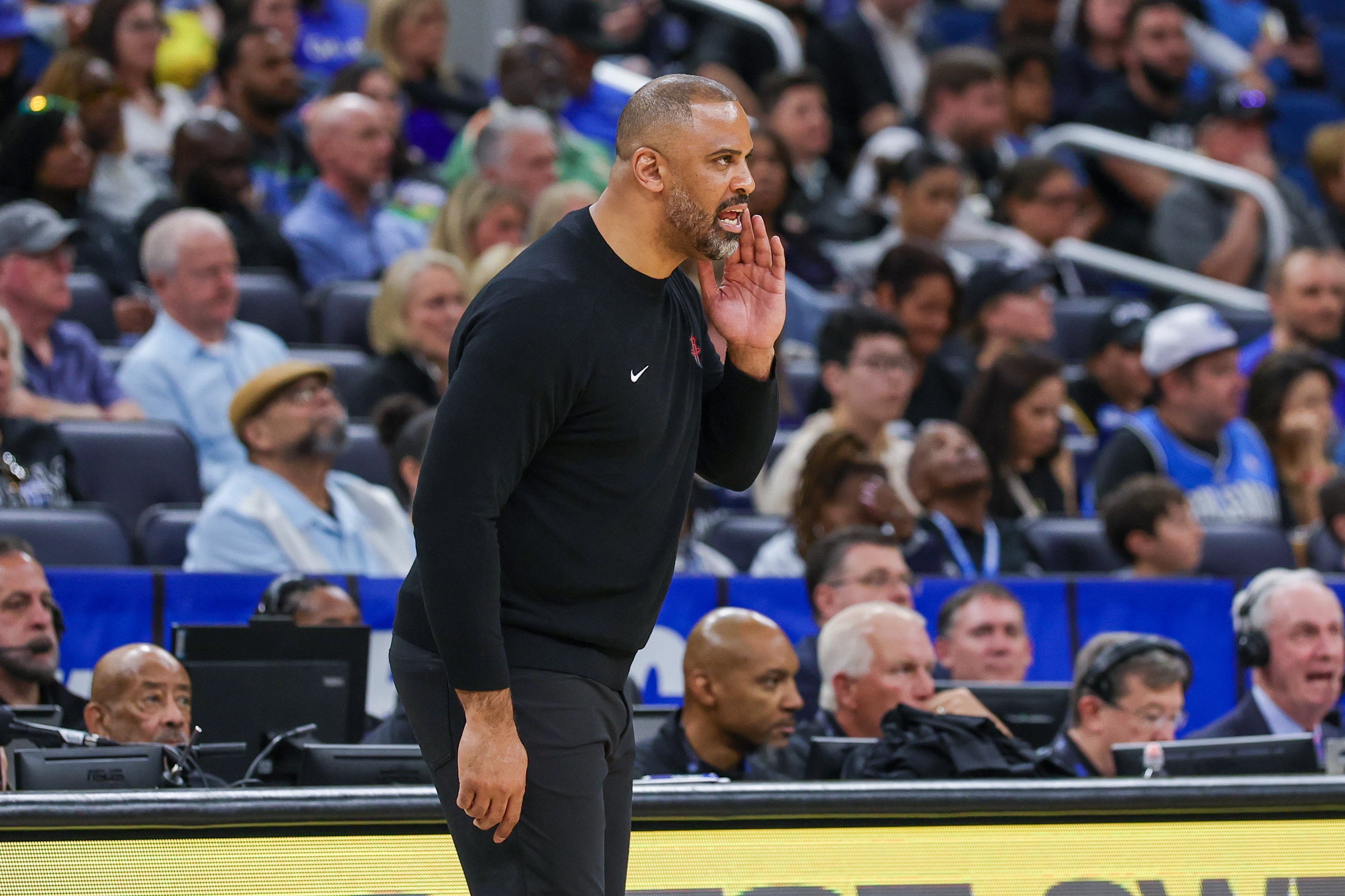 乌度卡盛赞杜兰特持续高效表现 完美契合球队阵容体系