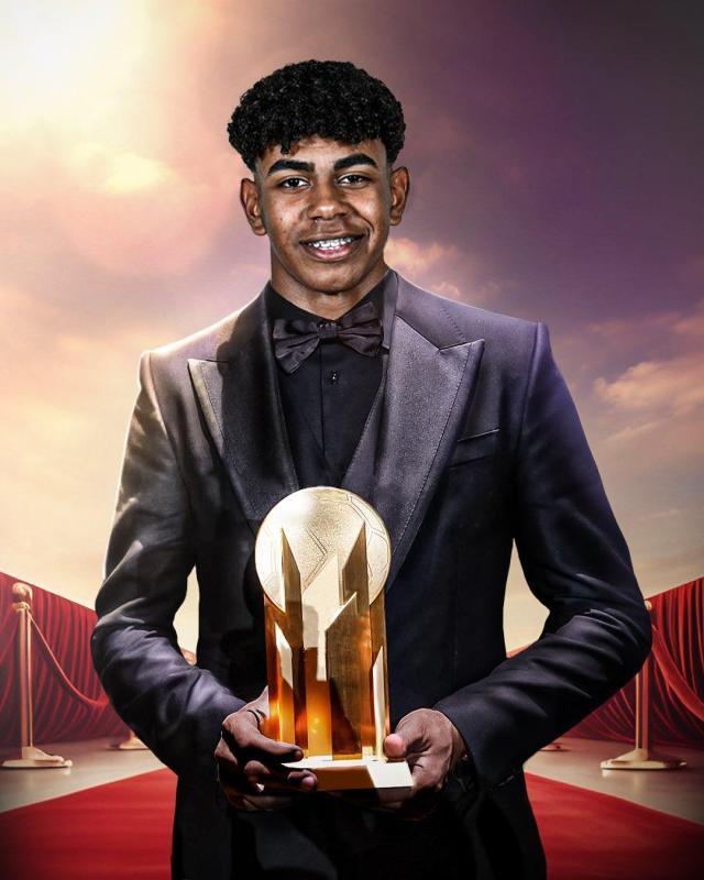 1700233705234001277.jpg 1700233685.jpg