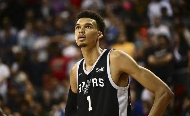 文班亚马提前结束夏联征程 夏训归来将统治赛场？